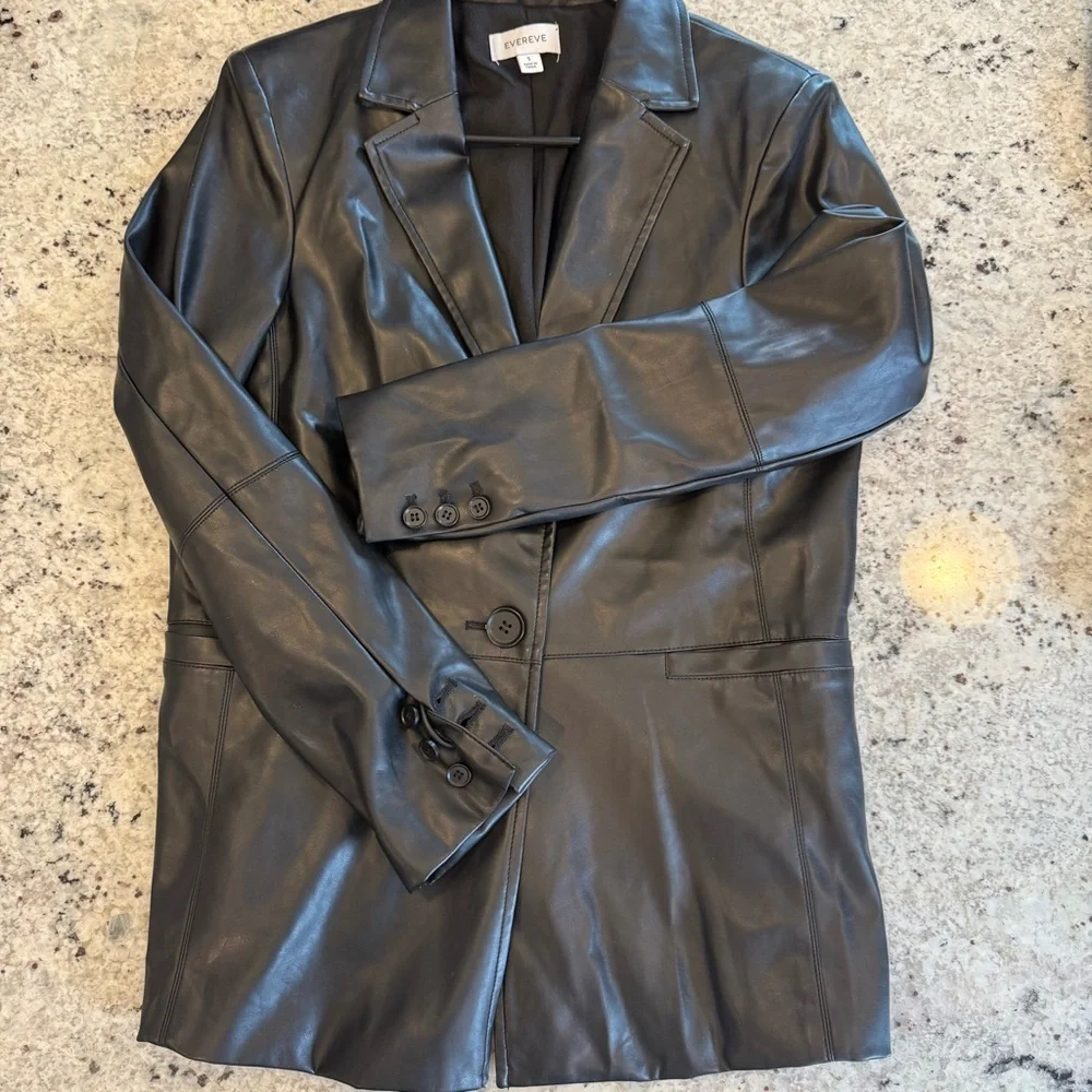 Evereve Black Vegan Leather Blazer Small - Picture 3 of 3